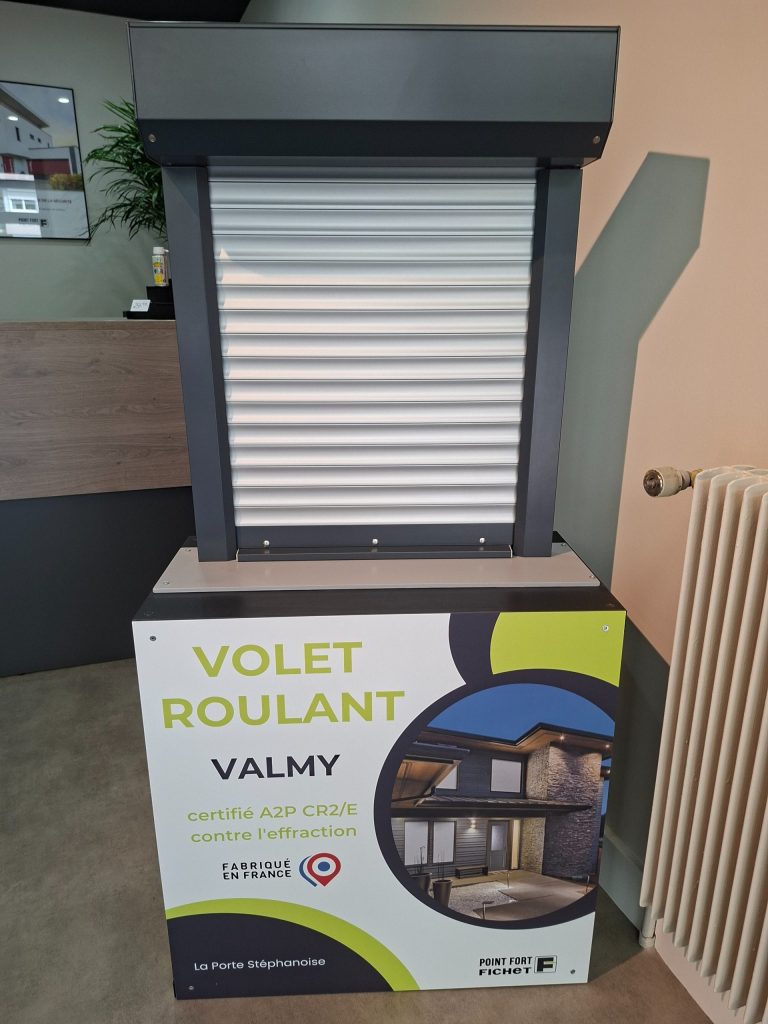 volet roulant de sécurité présentés en magasin à Saint-Étienne.